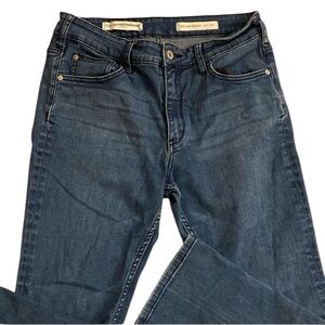 Anthropologie Pilcro women’s blue jeans cropped boot cut size 39,inseam 26